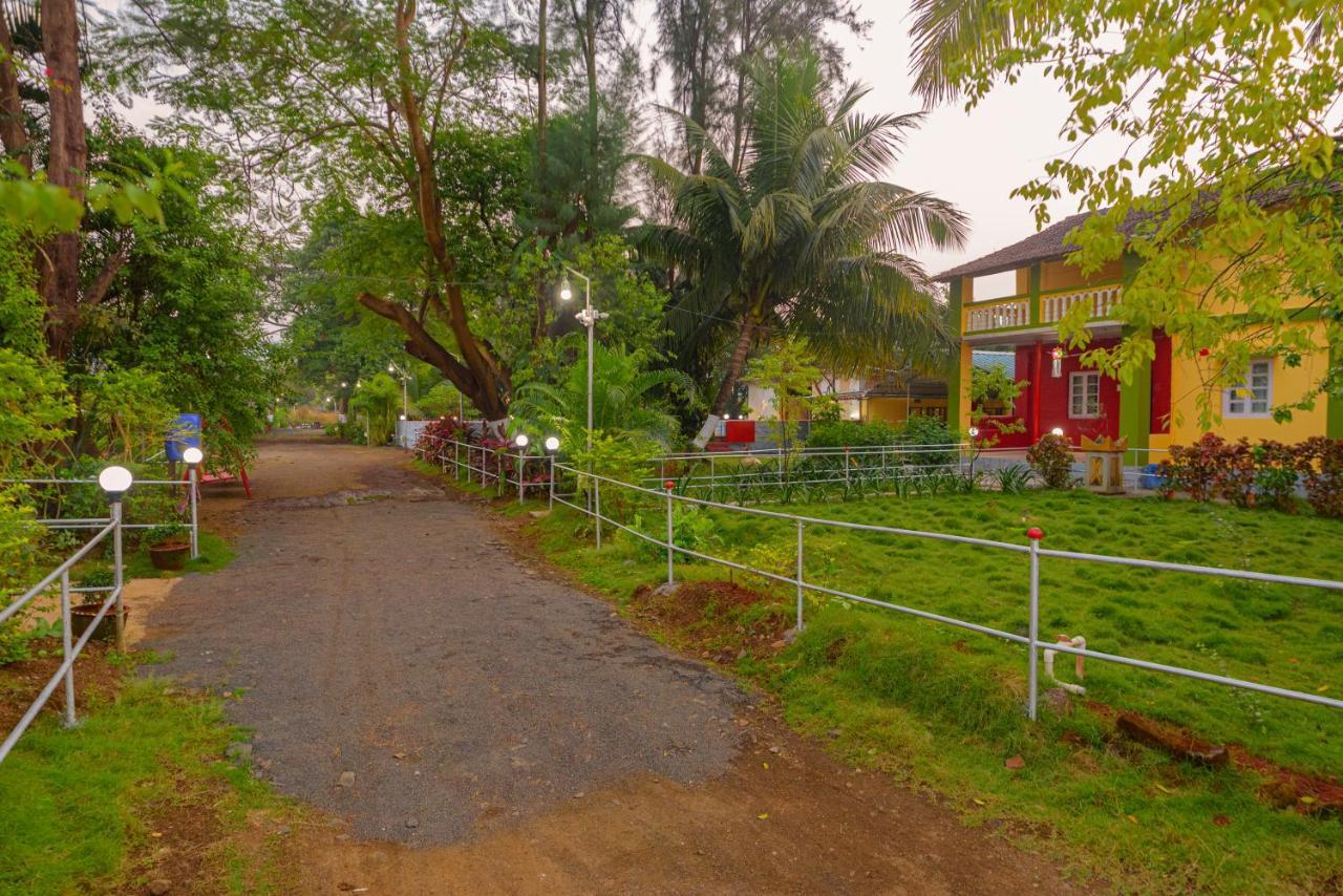 Prajakta Rest House Alibag Exterior photo