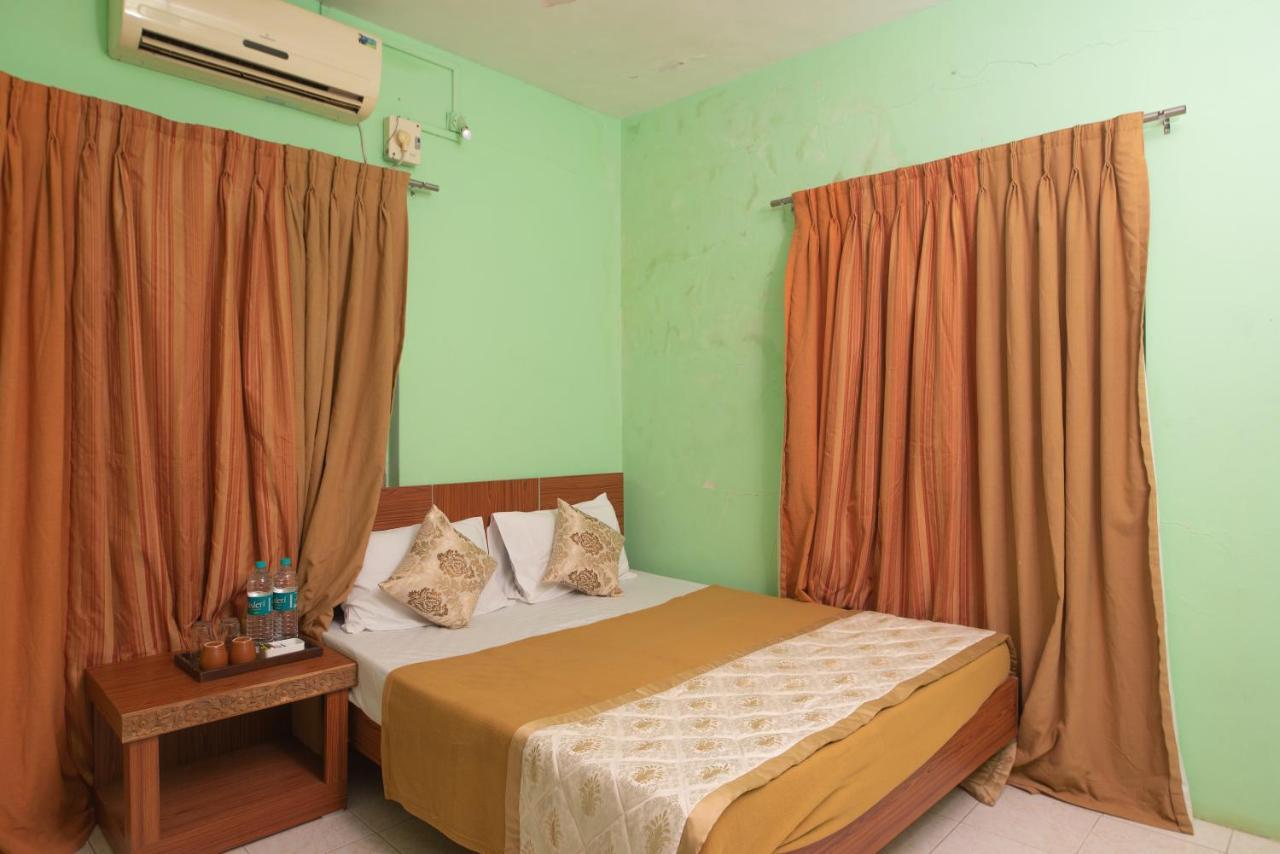 Prajakta Rest House Alibag Exterior photo