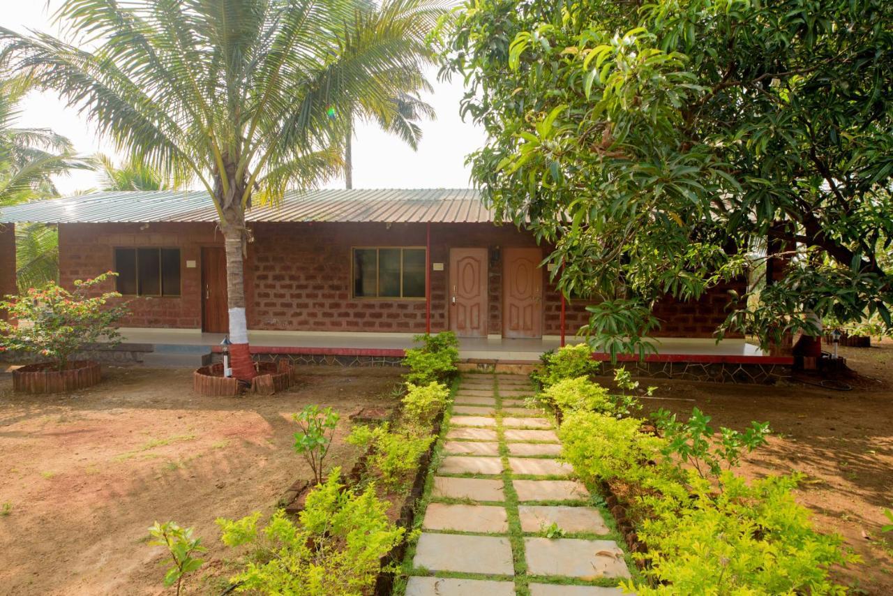 Prajakta Rest House Alibag Exterior photo